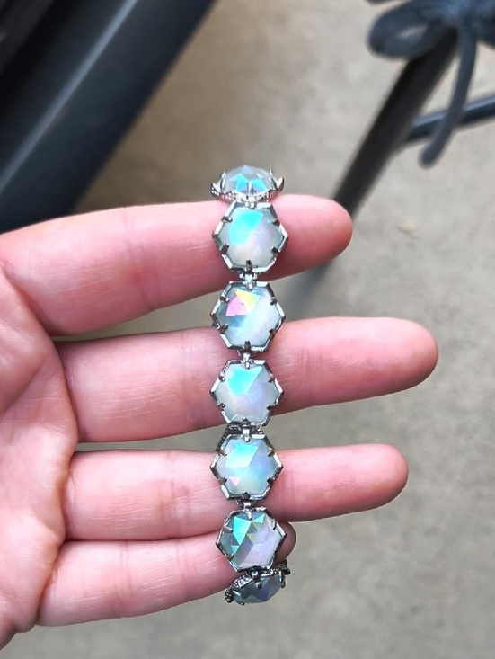 Kendra Scott Jewelry - Aurora Opal Hexagon Link Bracelet -kendra Scott  Iridescent White